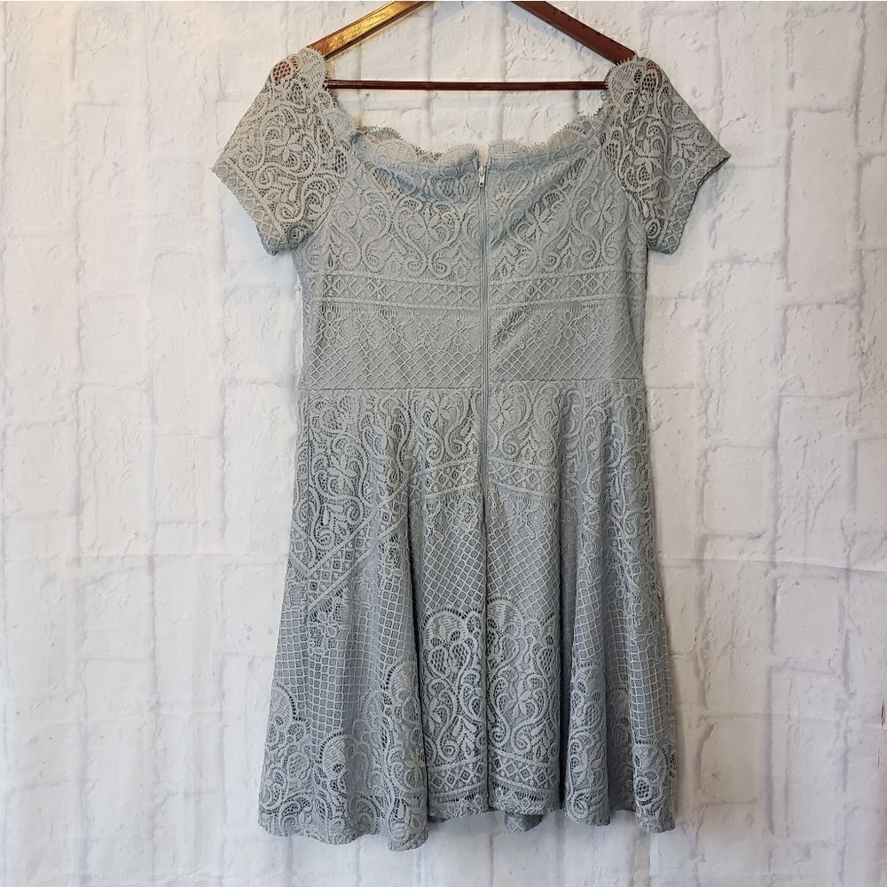 REWIND Off-Shoulder Lace Fit N Flare Dress - Picture 9 of 9